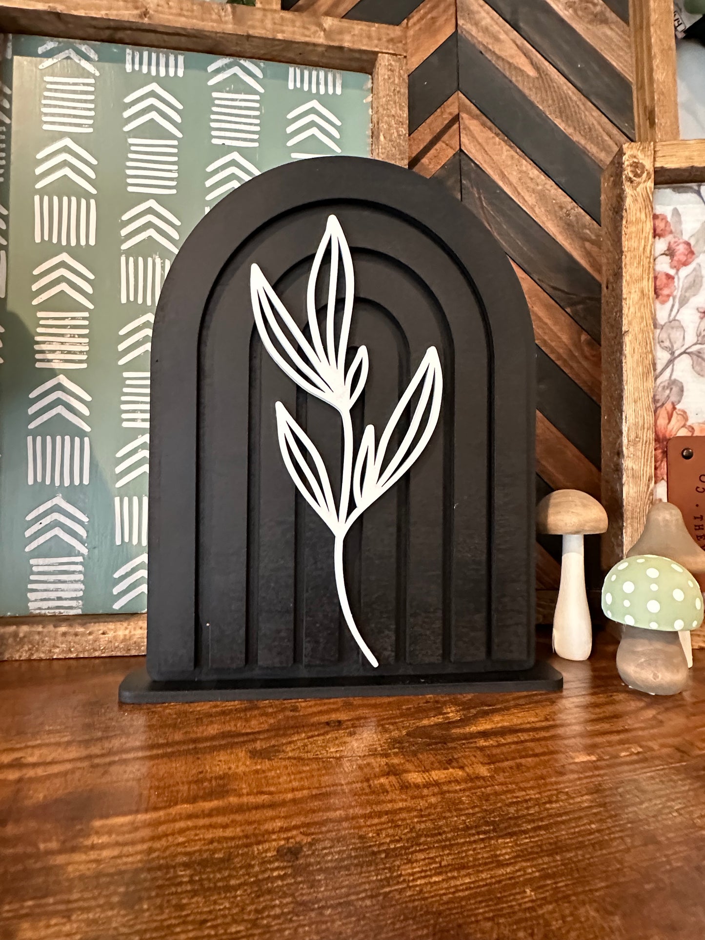 Boho leaf table top decor