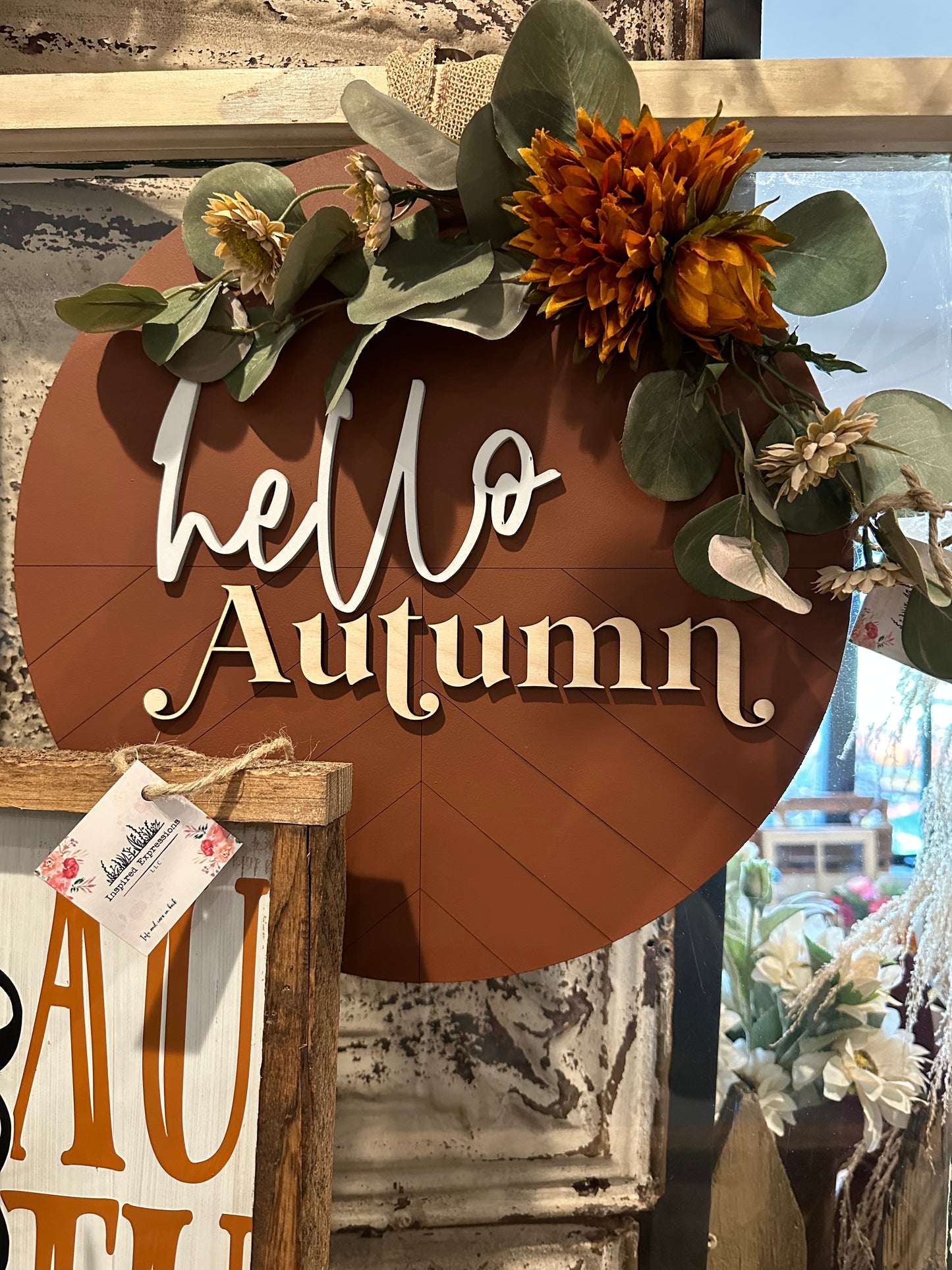 Hello Autumn Round