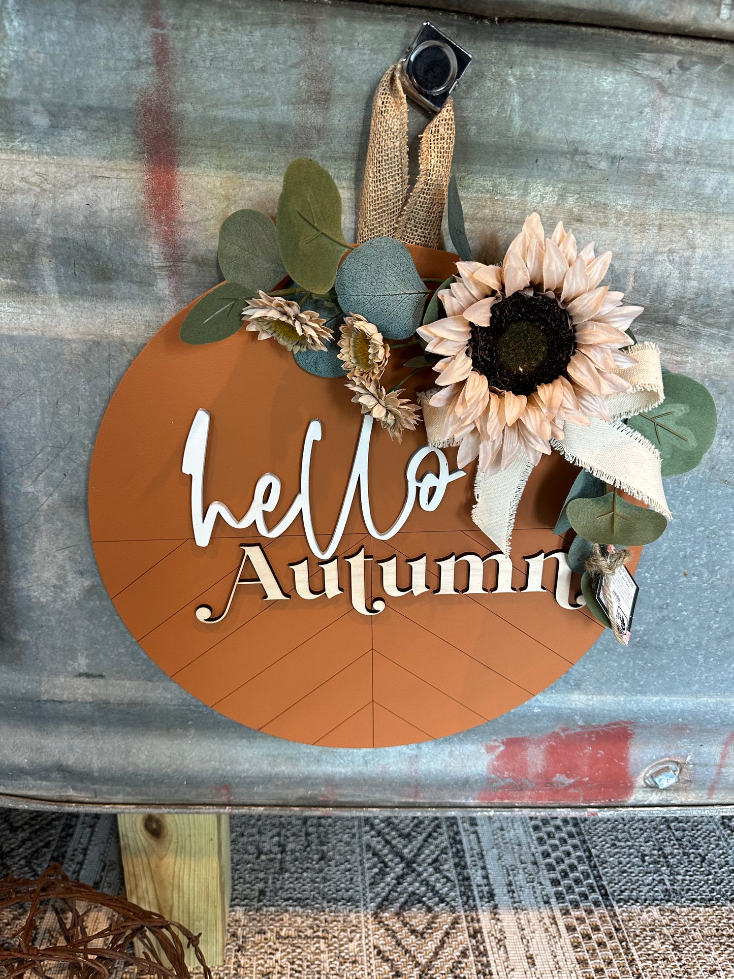 Hello Autumn Round