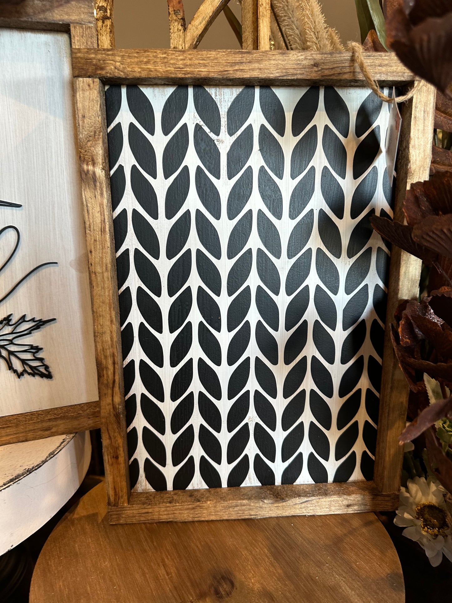 Cable Knit Pattern Sign