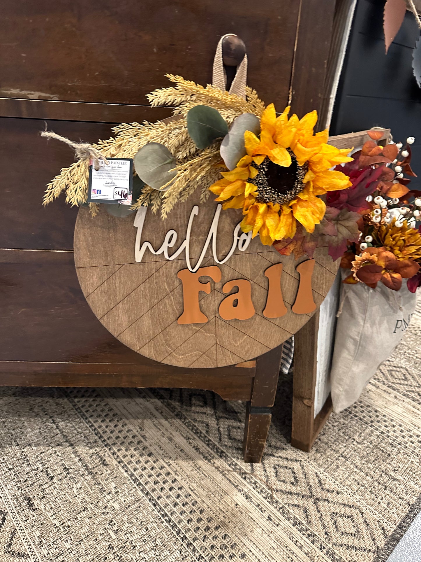 Hello Fall Round