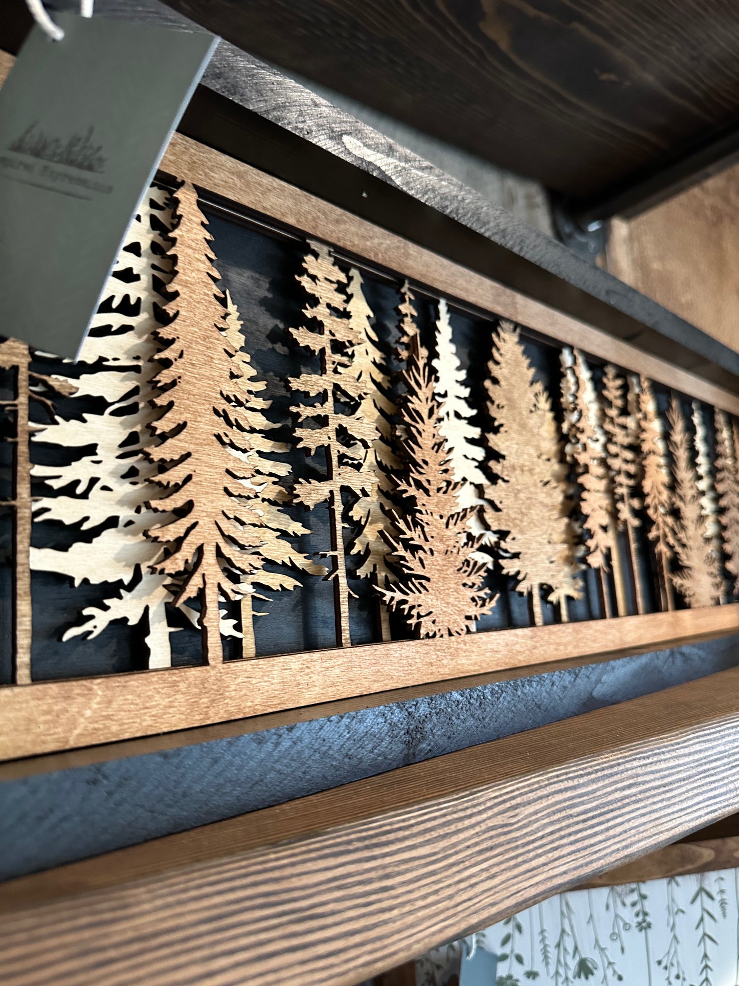 layered tree accent sign