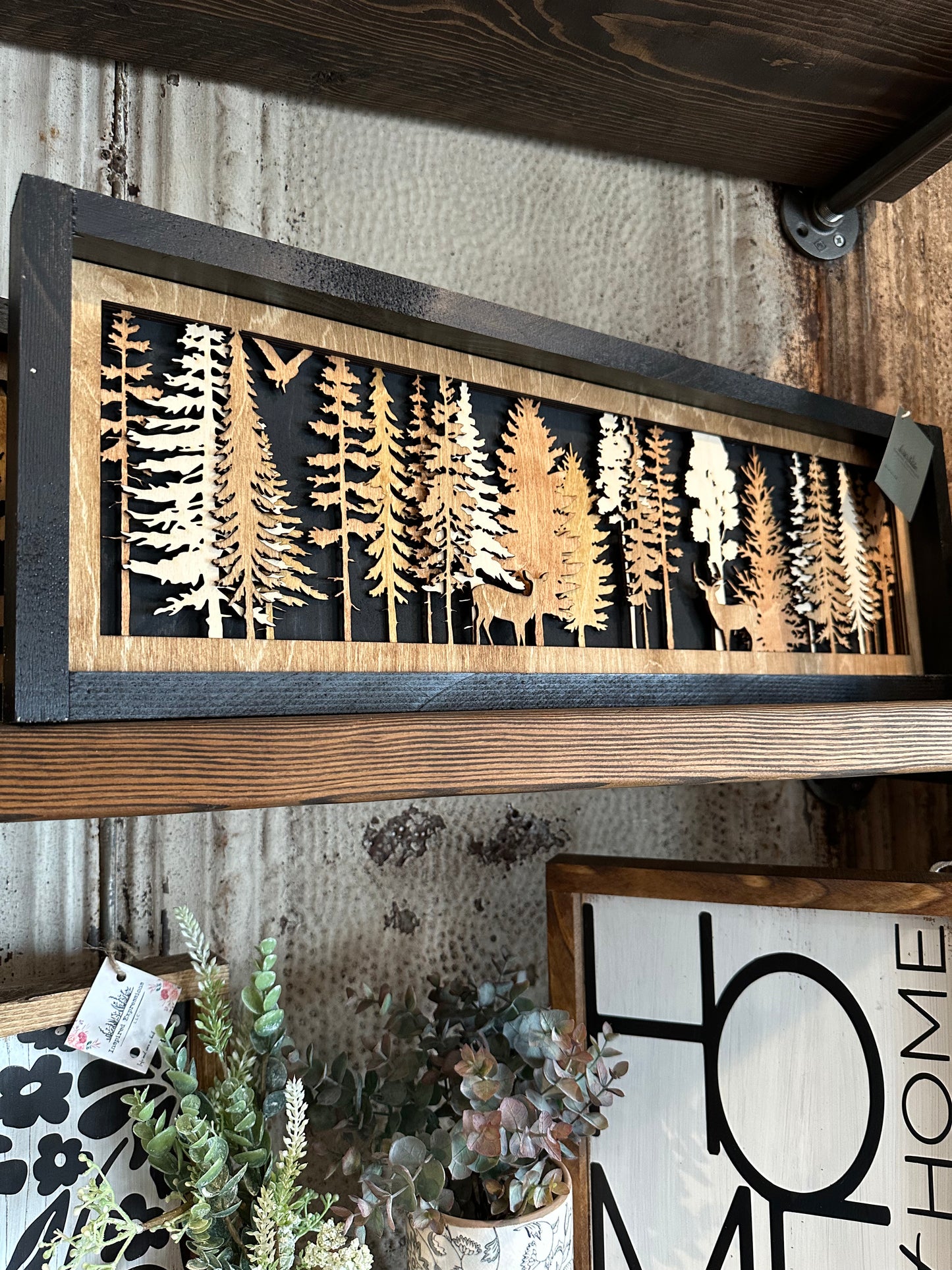 layered tree accent sign