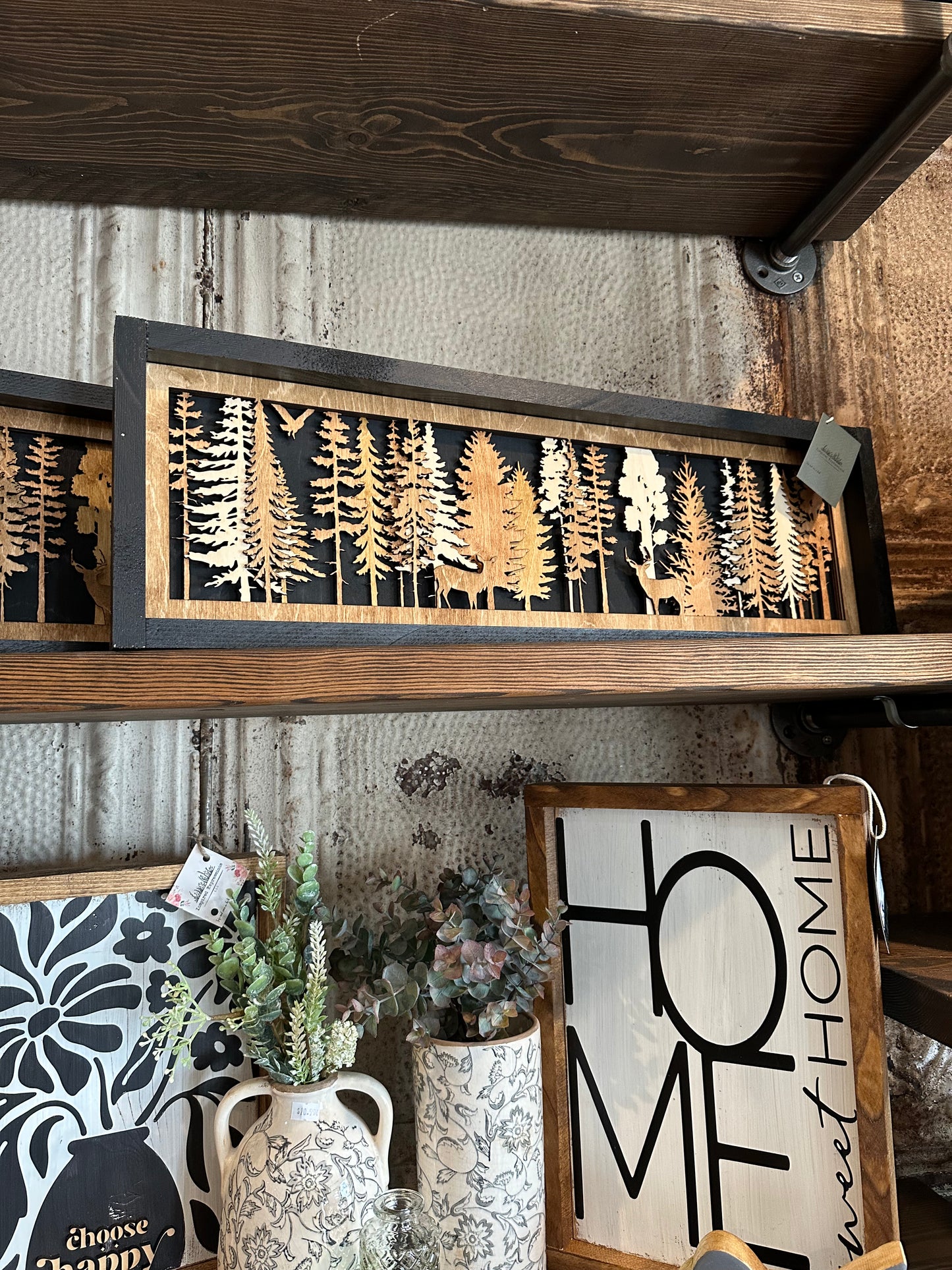 layered tree accent sign