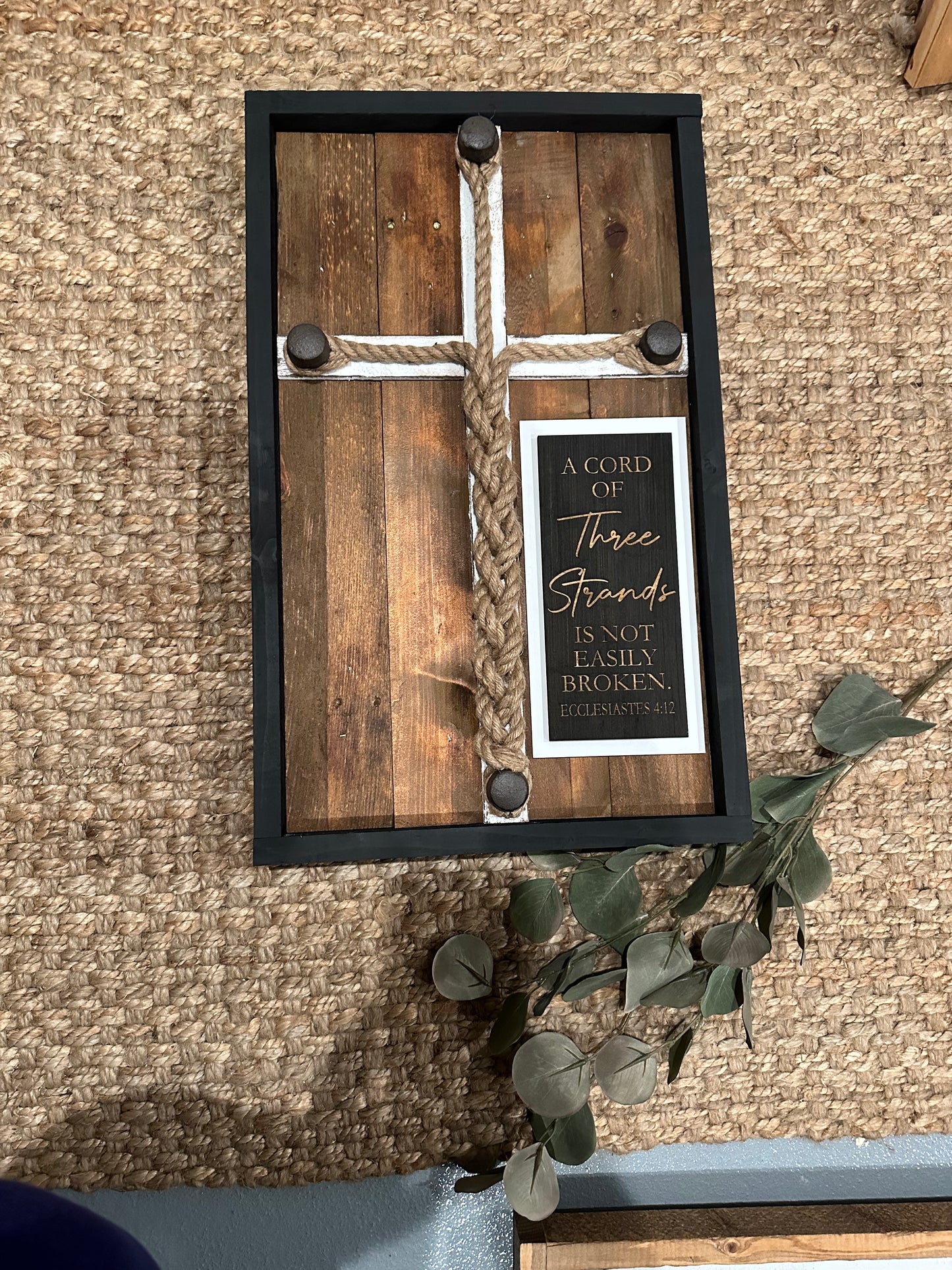 3 strand cross