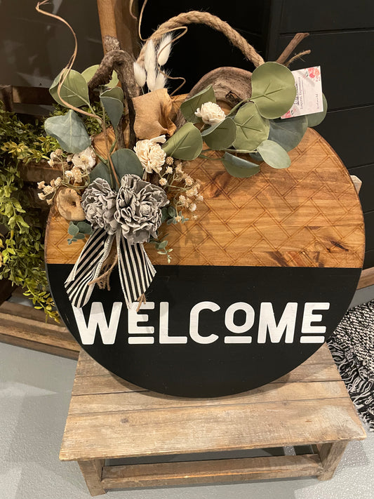Welcome with Dried floral door round